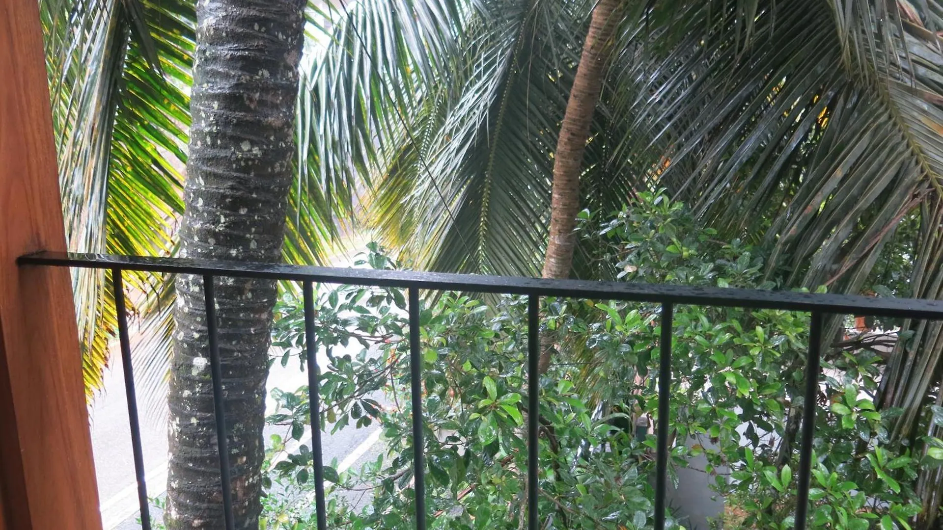 Hotel Paradise Itzu Kandy